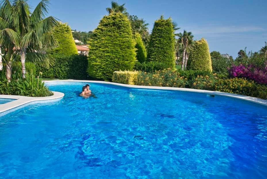 Apartamentos Mar Blau Son Bou Exterior photo