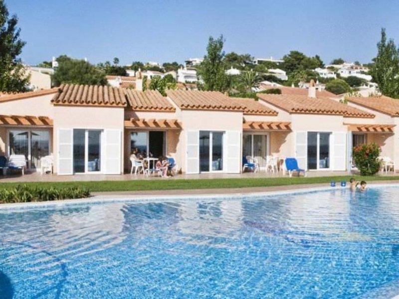 Apartamentos Mar Blau Son Bou Exterior photo